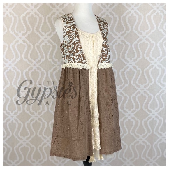 A’reve Tapestry Tunic Layering Vest - Picture 6 of 13